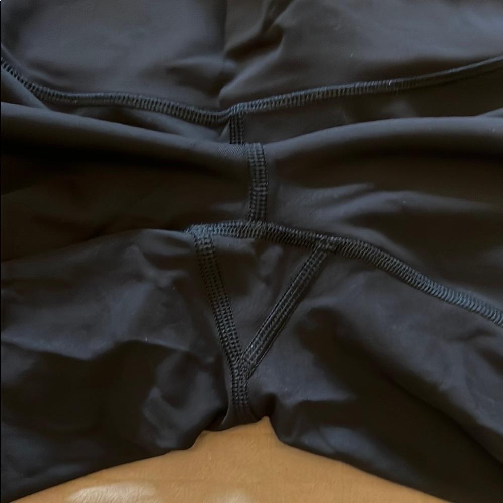 Lululemon Black Leggings - Picture 4 of 4